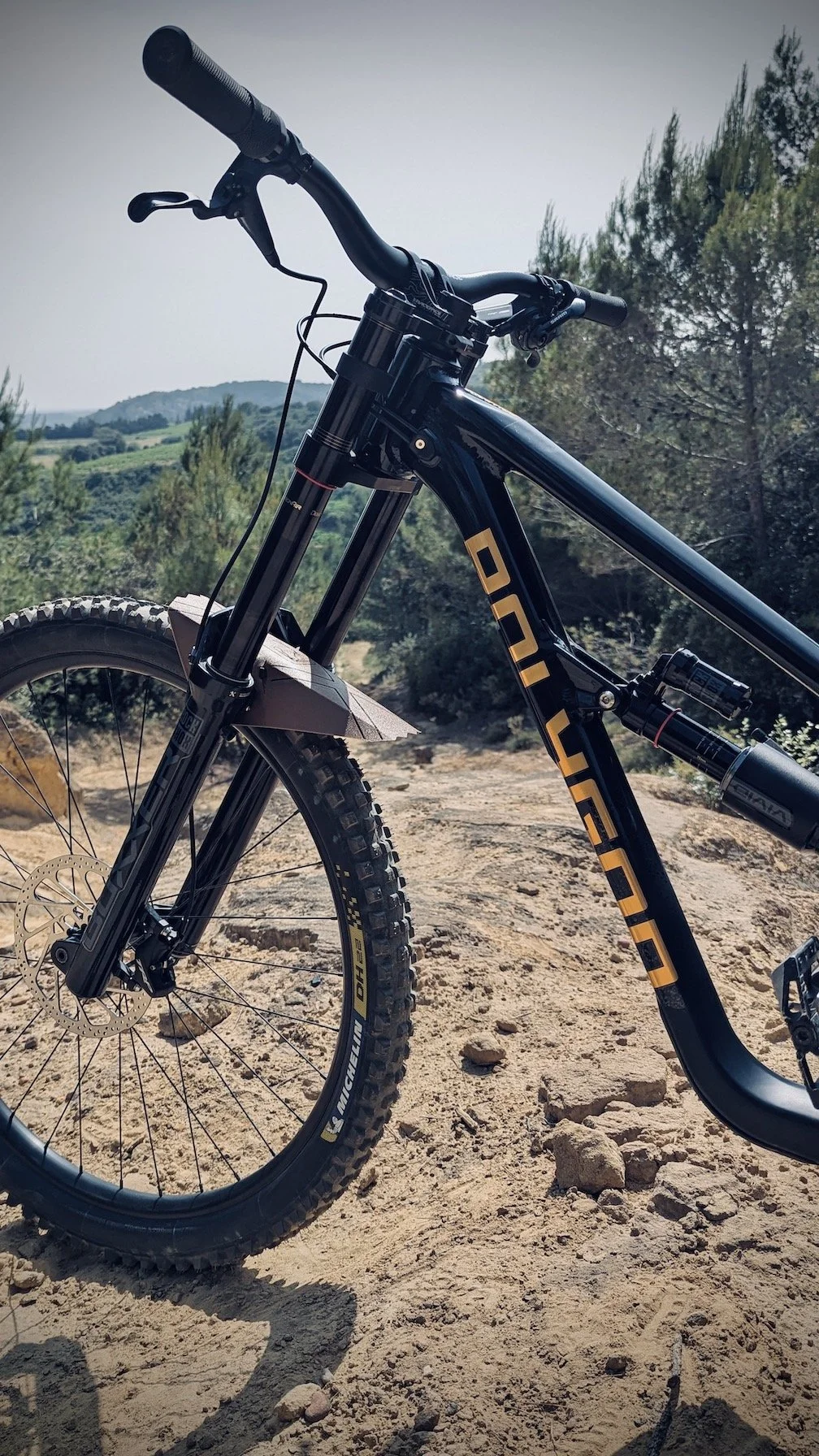 BOQSSER - Bolt On, Quick Swap Mudguard for the 2024 RockShox